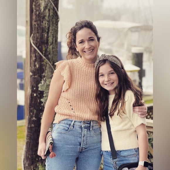 Meet your Posher, Hayes - Picture 1 of 1